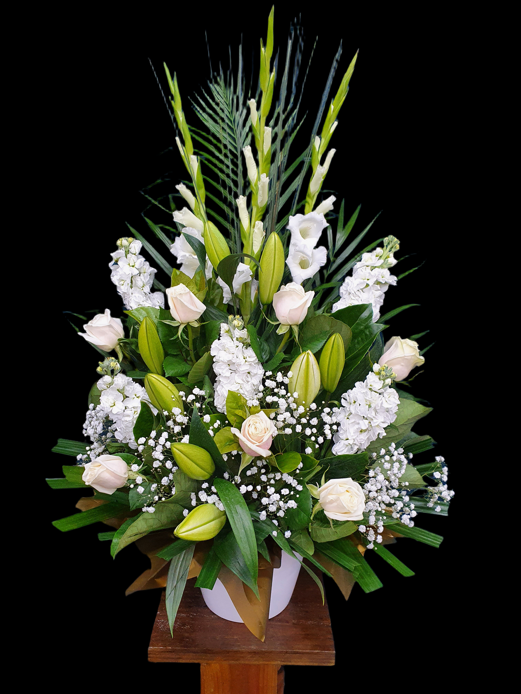 #6#  WHITE  ARRANGEMENT