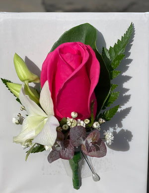 ROSE  BUTTONHOLE